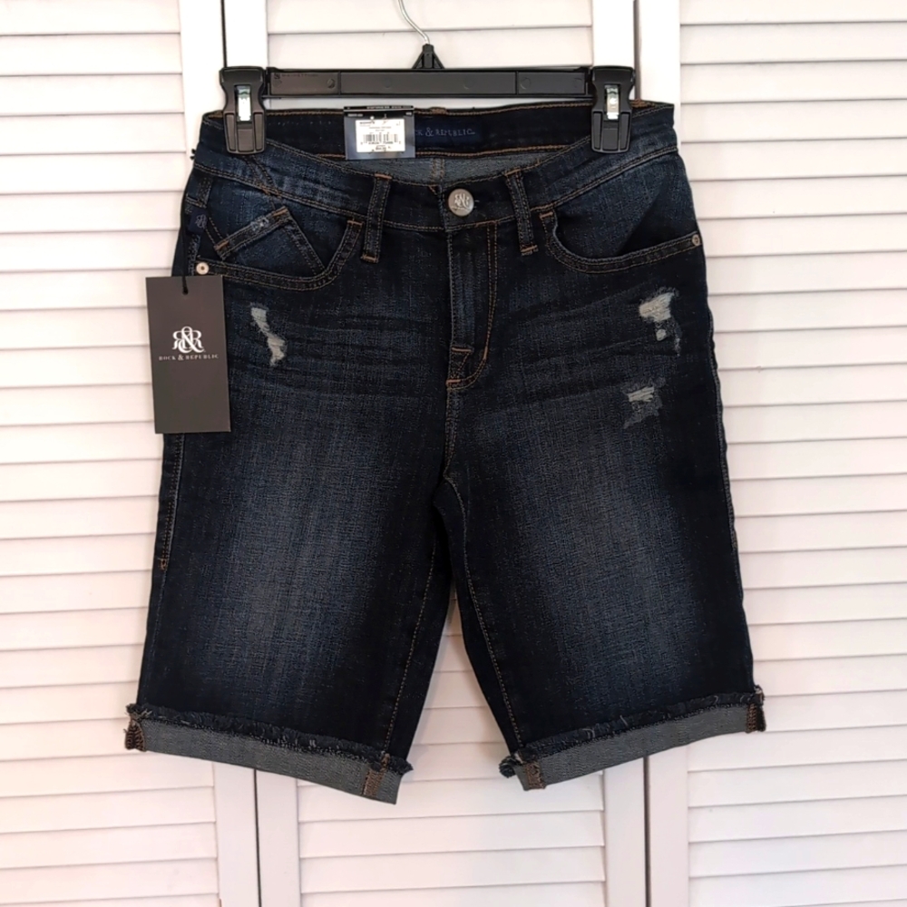 Rock & Republic Mid Rise Bermuda Jean Shorts Distressed Size 2